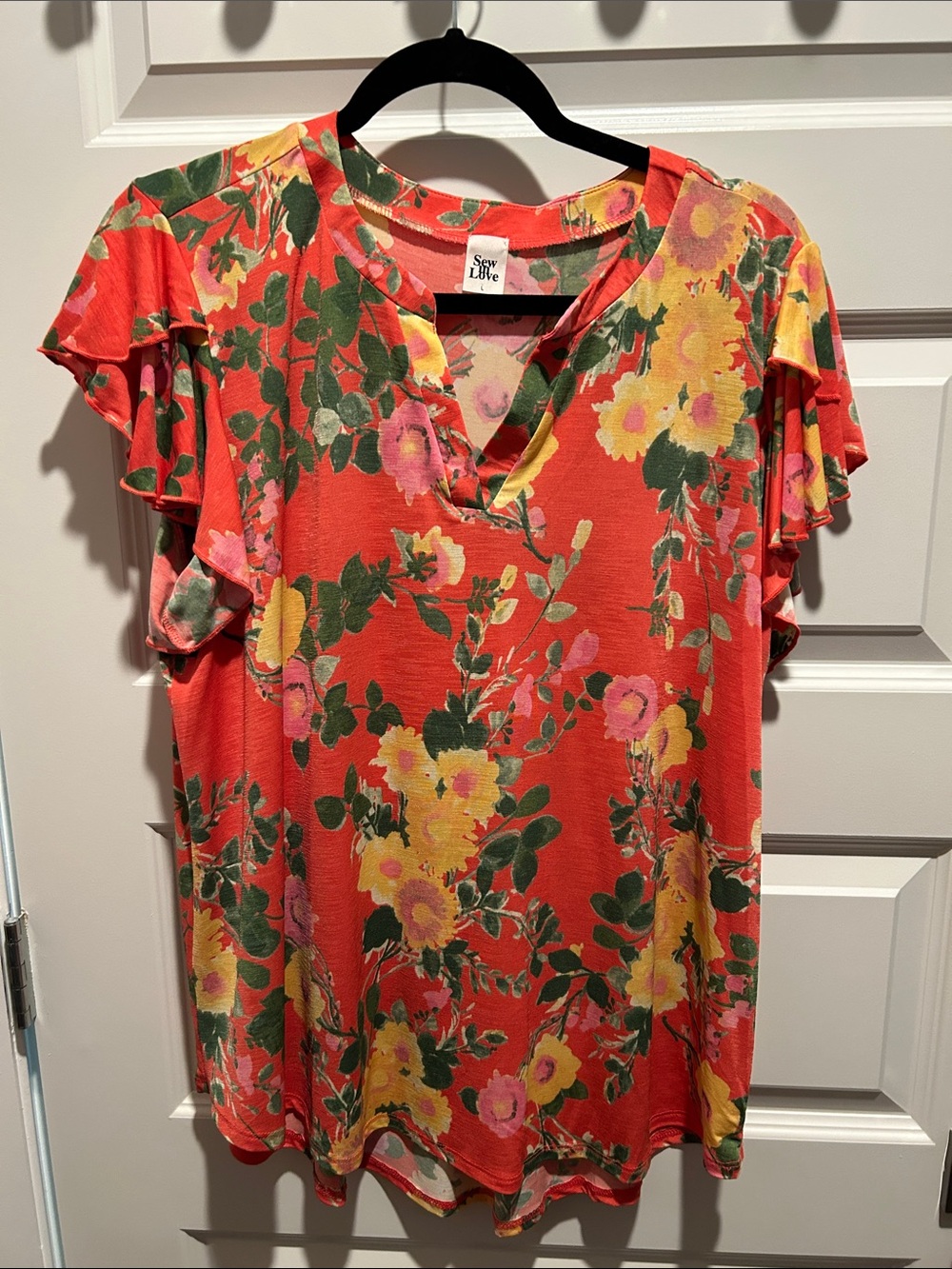 Sew In Love Coral Floral V‑Neck Flutter Sleeve Top